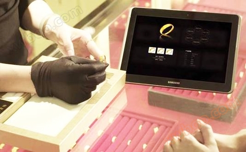 工业RFID读写器用于珠宝首饰智慧门店管理